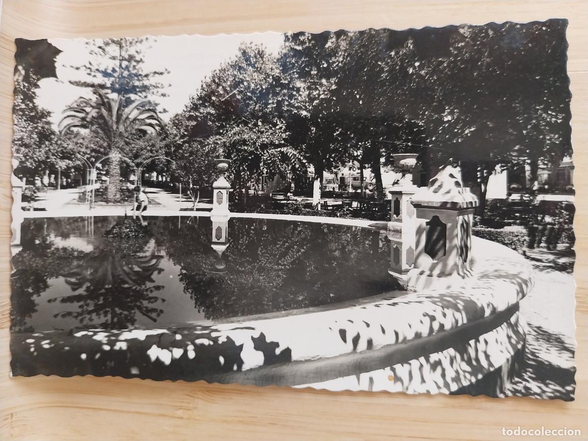 Postales: MARBELLA PARQUE GENERALISIMO ED BELON LIMA 28 SC ORIGINAL NI&Ntilde;O FUENTE PRECIOSA