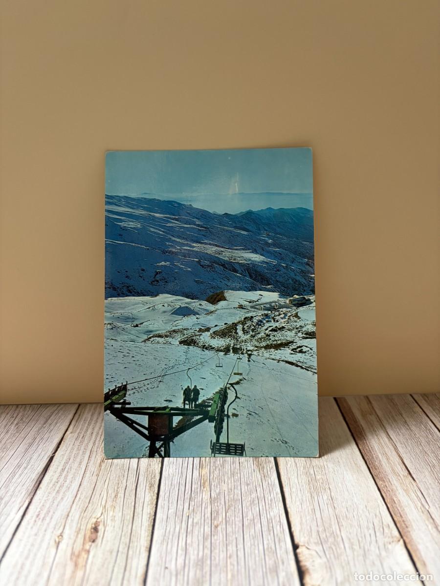 Postales: TARJETA POSTAL. GRANADA. SIERRA NEVADA. SERIE 45. N&ordm; 304. TELESILLA AL FONDO HOTEL SOL Y NIEVE