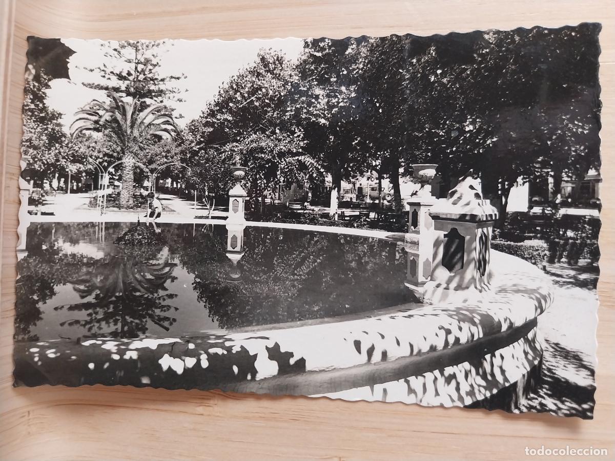 Postales: MARBELLA PARQUE GENERALISIMO ED BELON LIMA 28 SC ORIGINAL ANIMADA NI&Ntilde;O FUENTE