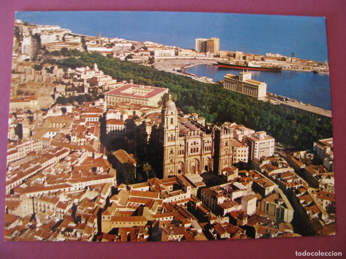 Postales: POSTAL DE MALAGA. CATEDRAL Y PUERTO. VISTA AEREA. ALARDE. 242