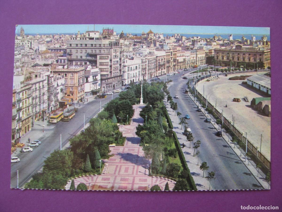 Postales: POSTAL DE CADIZ. AVDA. DE RAMON CARRANZA. FARDI.