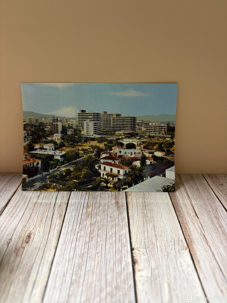 Postales: TARJETA POSTAL. M&Aacute;LAGA. 2144.- TORREMOLINOS. VISTA PARCIAL Y LA NOGALERA. EDICIONES ARRIBAS