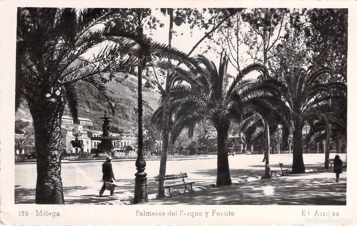 Postales: Postal de M&aacute;laga: Palmeras del Parque y Fuente