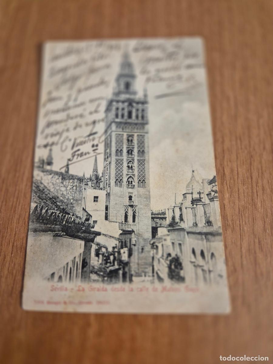 Postales: POSTAL, SEVILLA LA GIRALDA DESDE LA CALLE DE MATEOS GAGO CIRCULADA.
