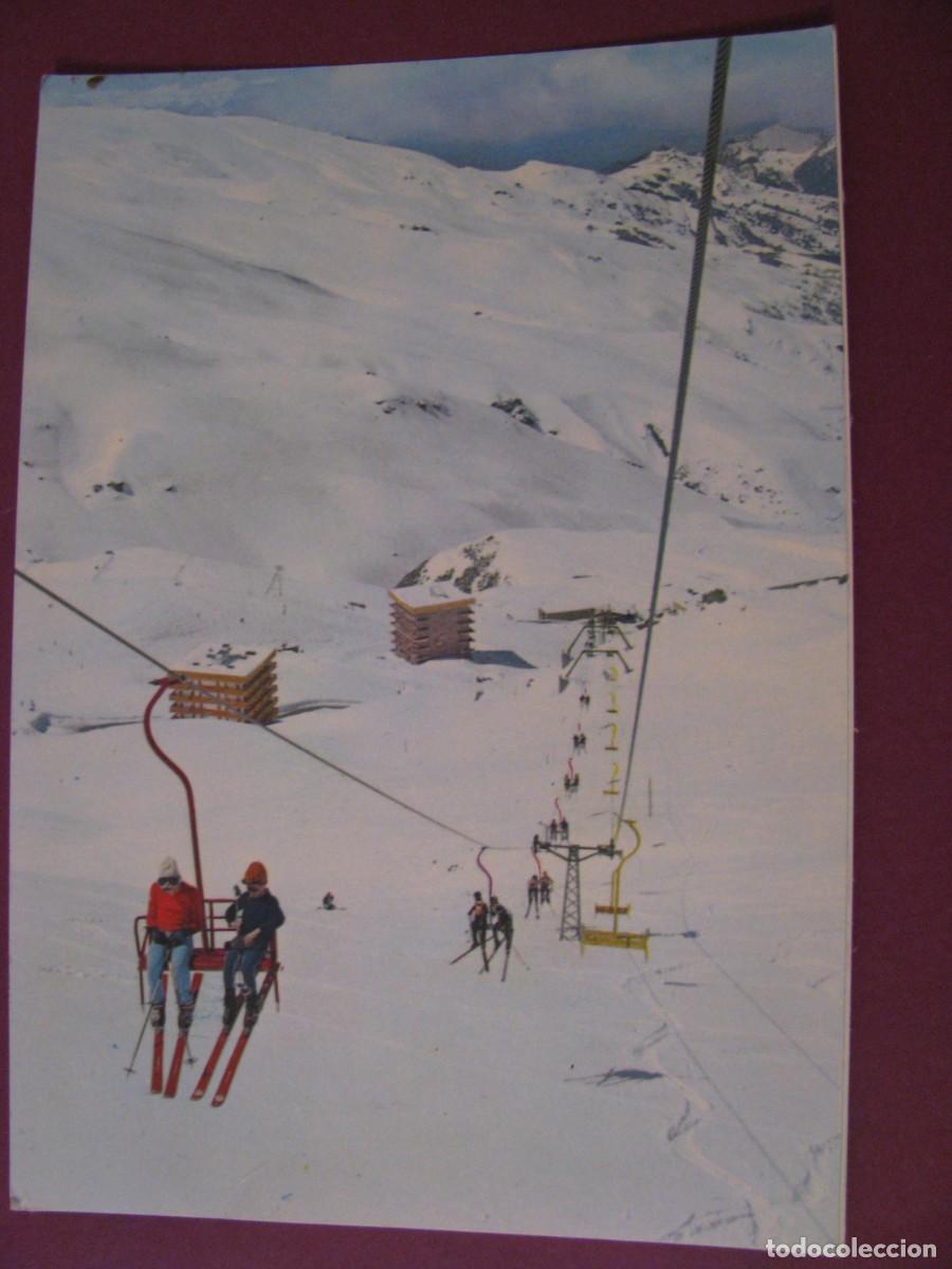 Postales: POSTAL DE SIERRA NEVADA. PISTAS DEL TELESILLA DEL PARADOR NACIONAL DEL TURISMO. ARRIBAS