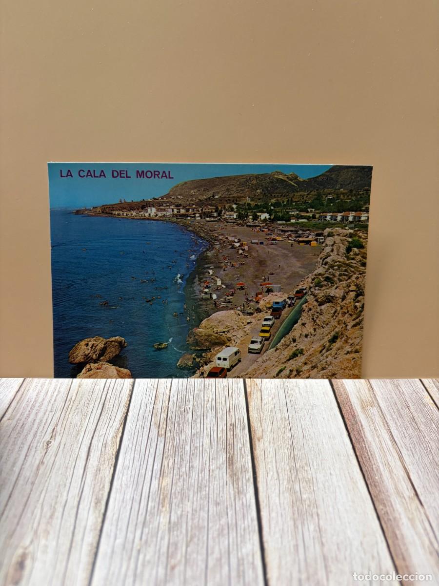 Postales: TARJETA POSTAL. M&Aacute;LAGA. 3.- LA CALA DEL MORAL. COSTA DEL SOL. PLAYA. EDICIONES ARRIBAS
