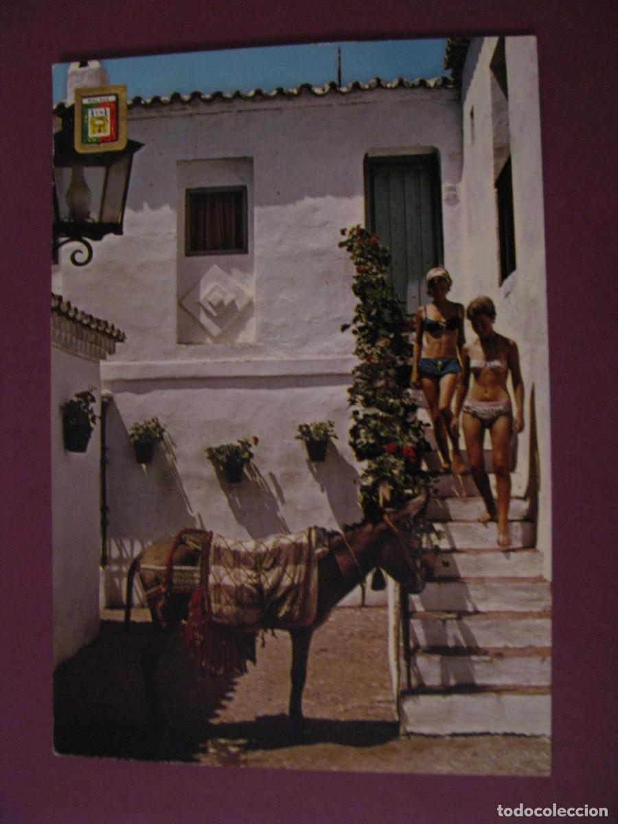 Postales: POSTAL DE COSTA DEL SOL. PUEBLO ANDALUZ. SALIMOS DE PASEO. DOMINGUEZ 197. ESCRITA