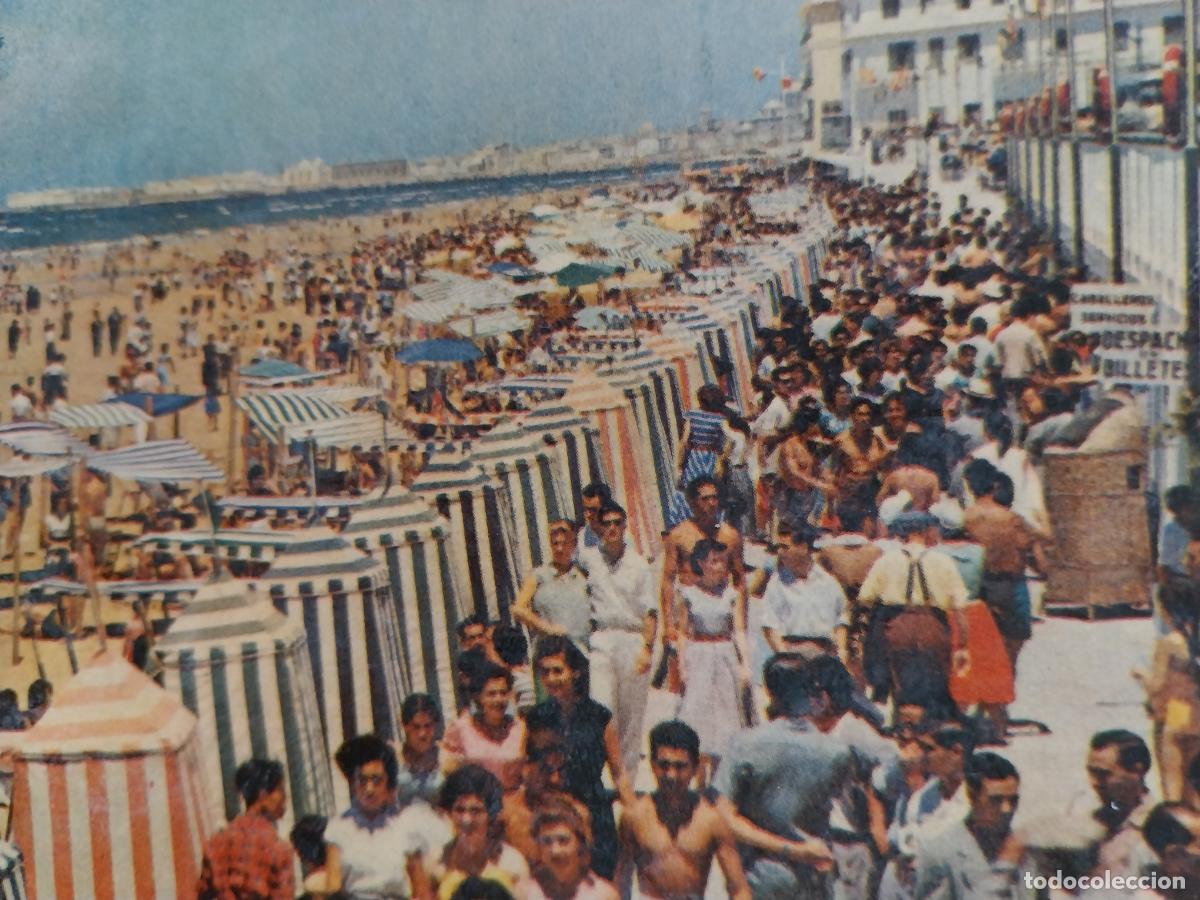 Postales: CADIZ PLAYA VICTORIA POSTAL ESCRITA A&Ntilde;O 1958 MUY ANIMADA CASETAS