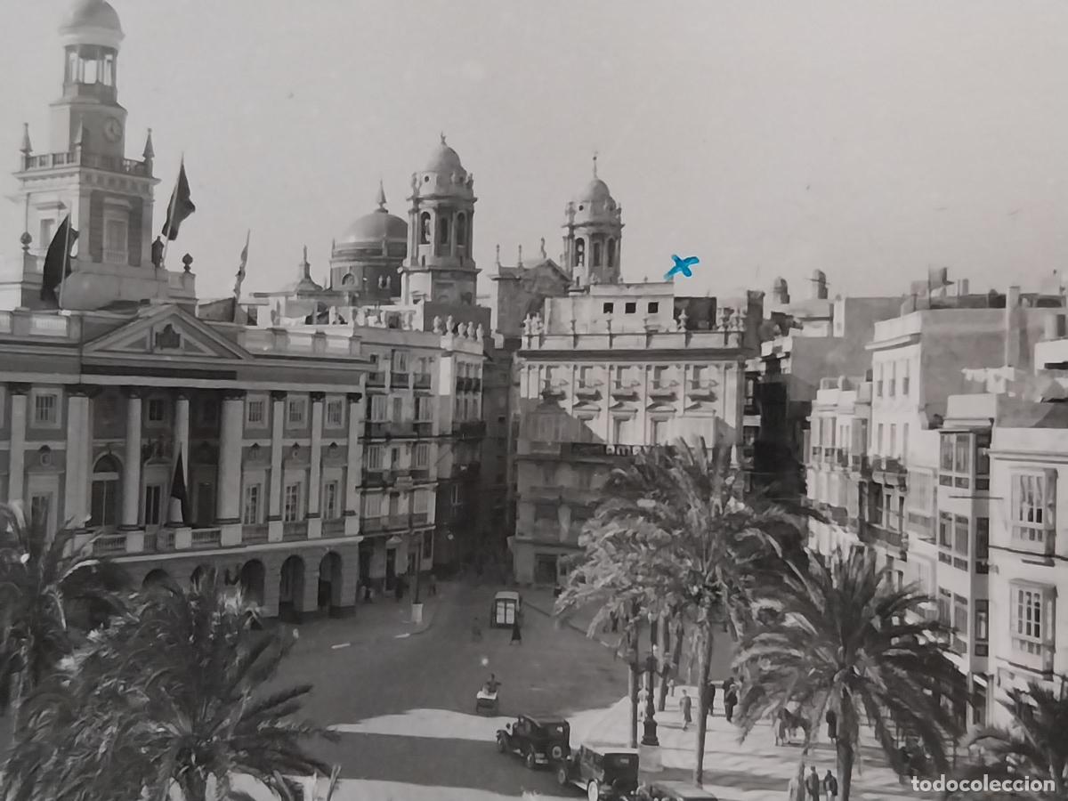 Postales: CADIZ PLAZA SAN JUAN ED AISA 205 ESCRITA ANIMADA COCHES EPOCA