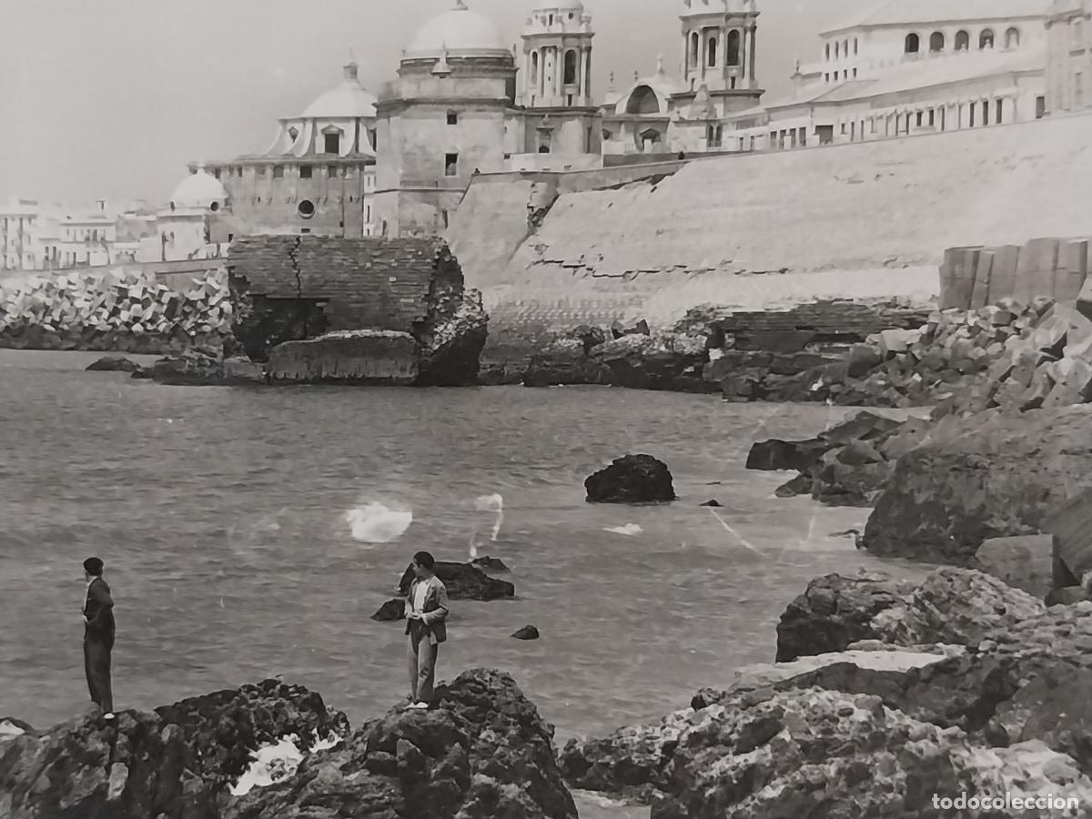 Postales: CADIZ MURALLAS ED AMAYA 506 ESCRITA A&Ntilde;O 1959 ANIMADA PRECIOSA
