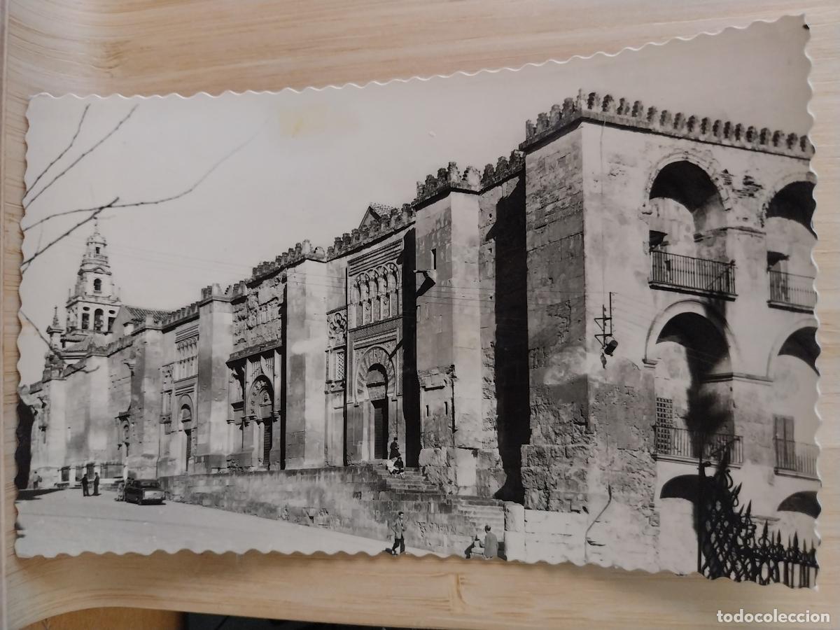 Postales: MEZQUITA EXTERIOR CORDOBA ED AISA ESCRITA A&Ntilde;OS 60 BN ANIMADA COCHES CL&Aacute;SICO