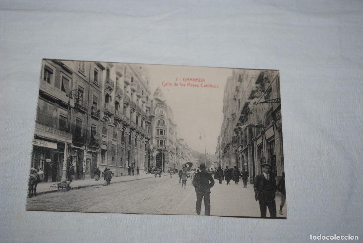 Postales: GRANADA , CALLE DE LOS REYES CATOLICOS .