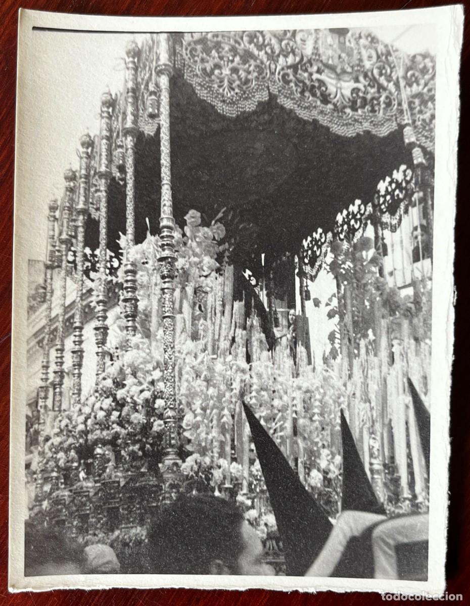 Postales: Antigua fotografia de Sevilla, paso procesion Semana Santa , mide 12 x 8,8 cms.