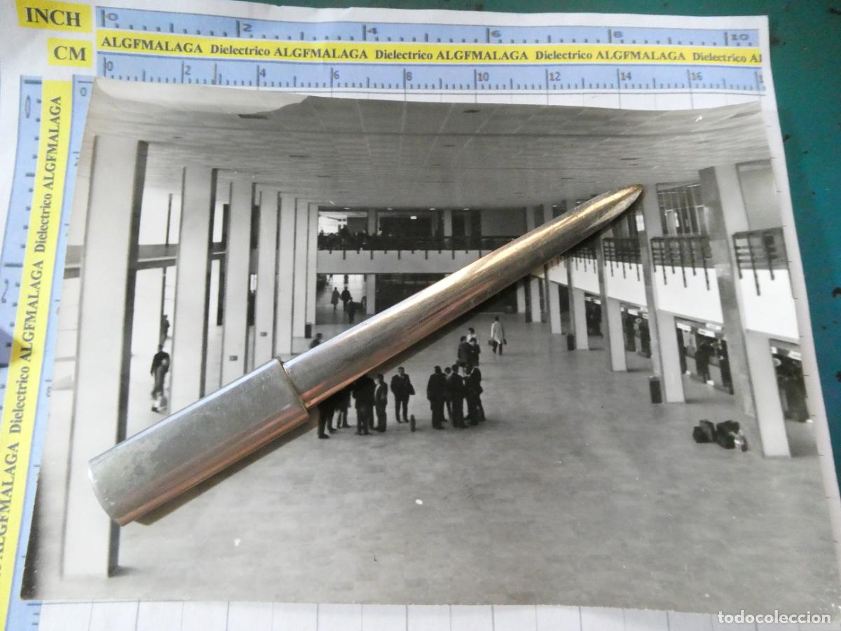 Postales: FOTO FOTOGRAF&Iacute;A DE M&Aacute;LAGA. AEROPUERTO. A&Ntilde;OS 60. TERMINAL PASAJEROS. F48
