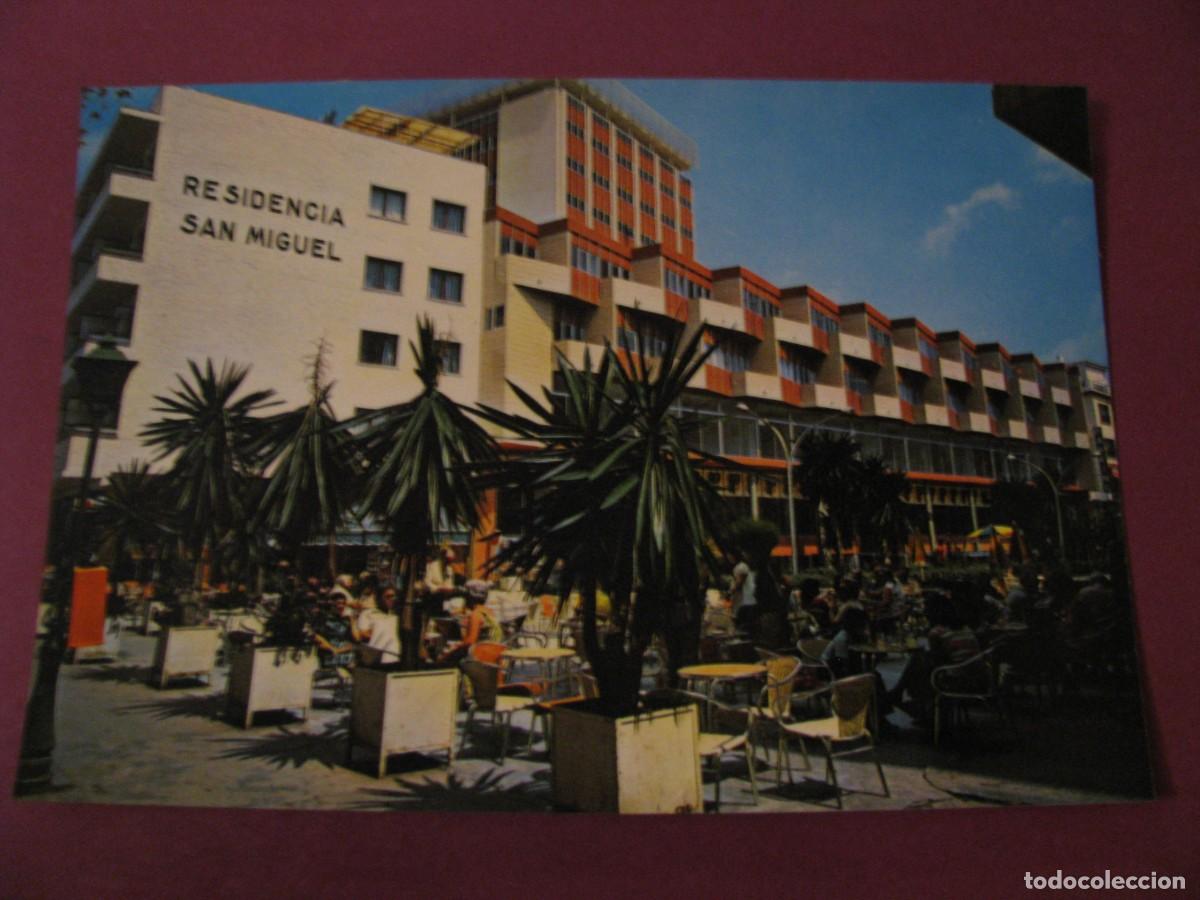 Postales: POSTAL DE TORREMOLINOS. PLAZA DE ANDALUCIA. RESIDENCIA SAN MIGUEL. FOTO ANTONIO 11