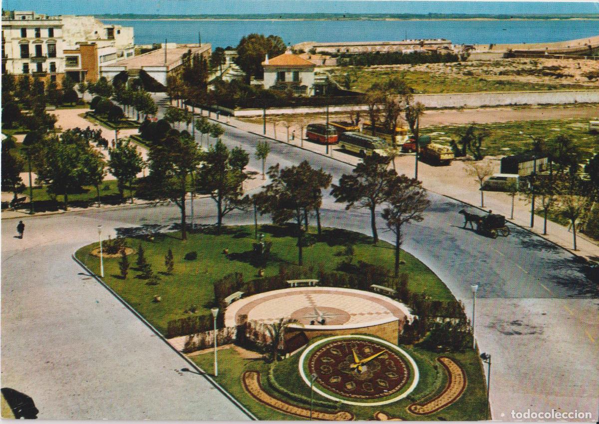 Postales: CADIZ, PLAZA DE ESPA&Ntilde;A Y RELOJ DE FLORES - EDICIONES ARRIBAS 2025 - S/C