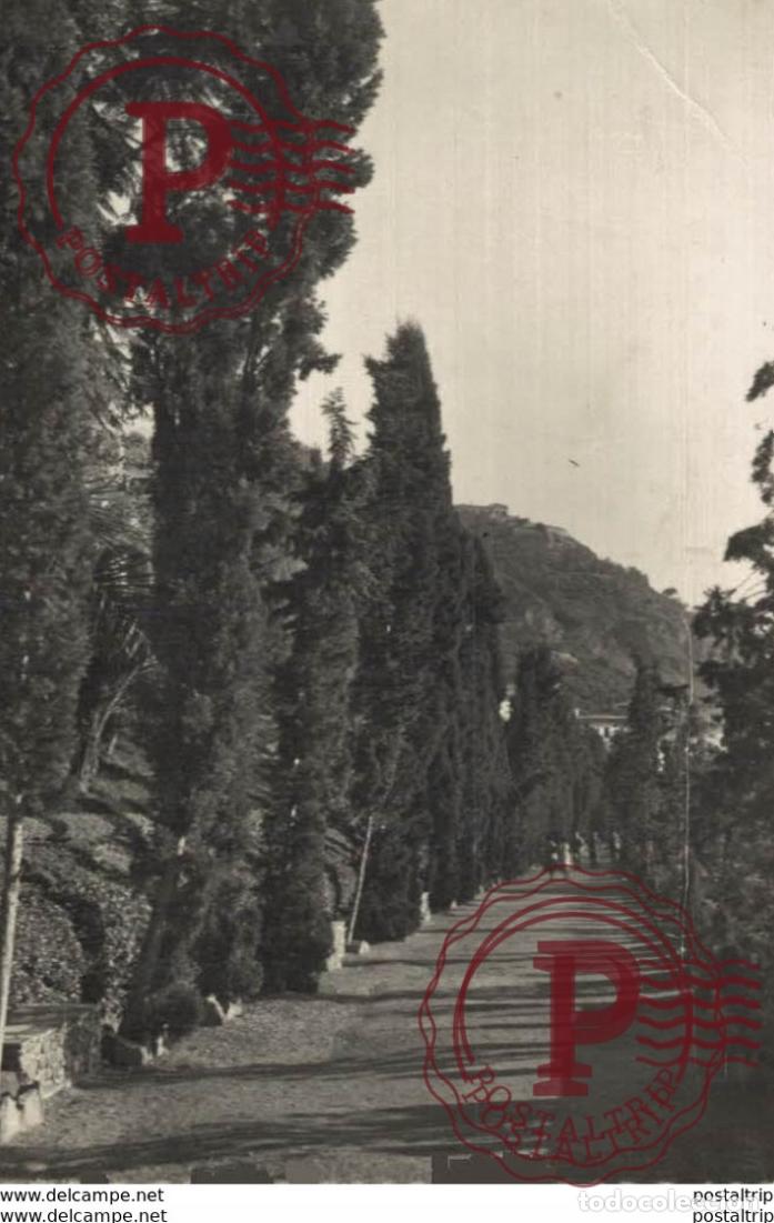 Postkarten: M&aacute;laga - Paseo de los jardines de Puerta Oscura. Andalucia Espa&ntilde;a