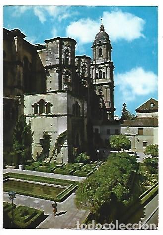 Postales: FACHADA NORTE Y TORRE.- CATEDRAL.- MALAGA