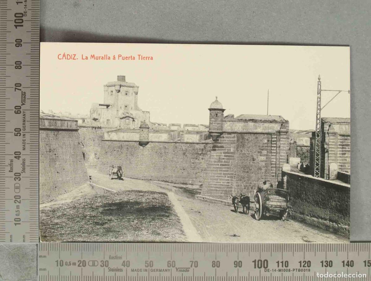 Postales: POSTAL. C&aacute;diz - La Muralla &aacute; Puerta Tierra - Fototipia Thomas