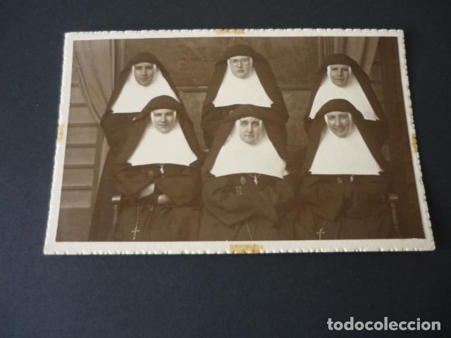 Postales: SEVILLA GRUPO DE MONJAS SERRANO FOTOGRAFO POSTAL FOTOGRAFICA