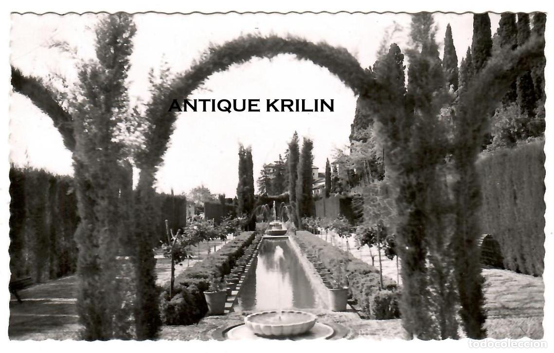 Postales: GRANADA N&ordm; 28 GENERALIFE , JARDINES / SIN EDITOR / FRANQUEADA