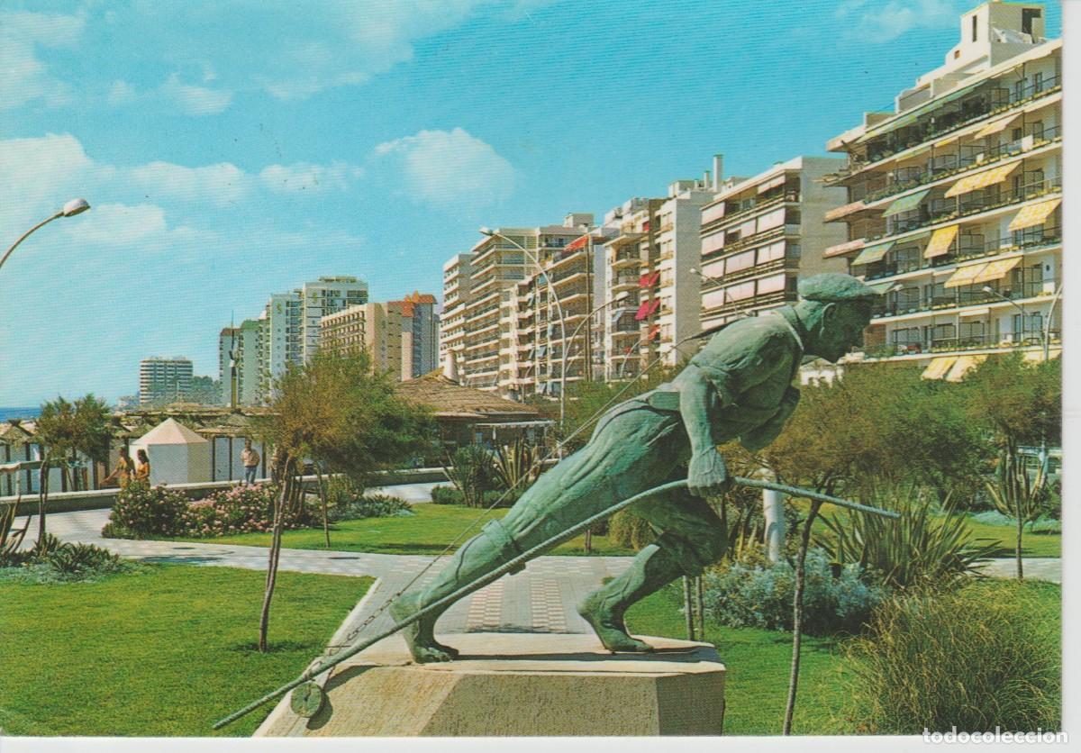 Postales: (1085) FUENGIROLA. MONUMENTO AL PESCADOR