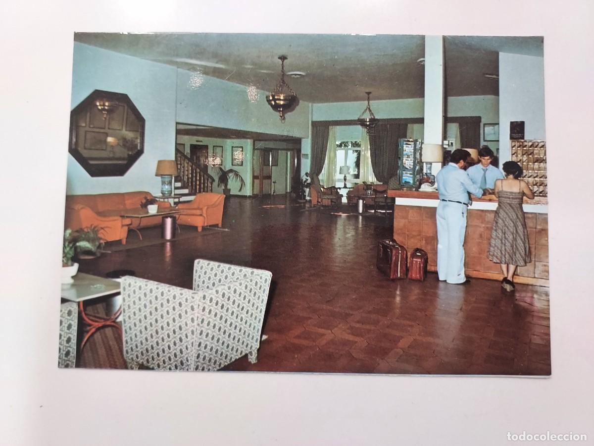 Postales: POSTAL (LOS BARRIOS) HOTEL GUADACORTE RECEPCION. 1973. CIRCULADA. CADIZ