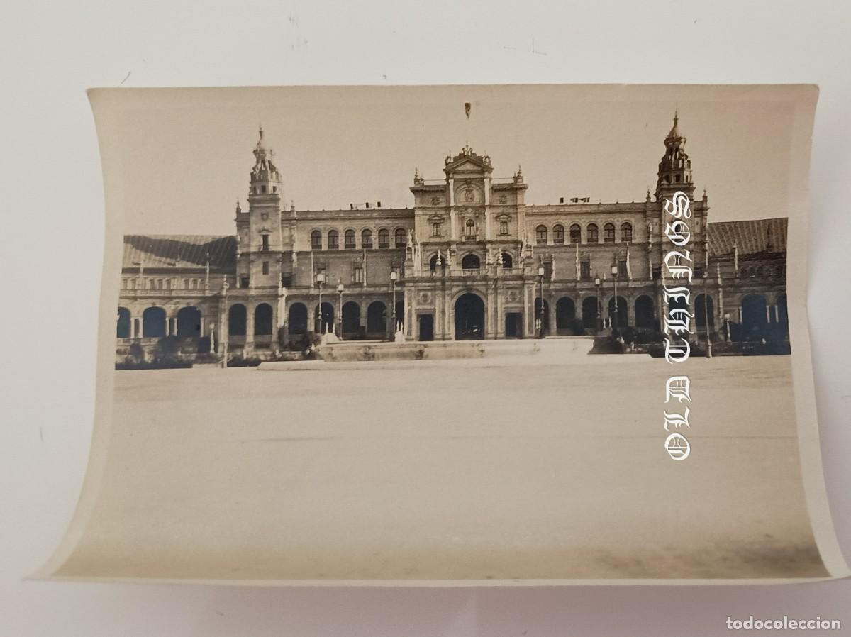 Postales: FOTOGRAFIA DE SEVILLA, LA PLAZA DE ESPA&Ntilde;A, A&Ntilde;OS 30 / 40, MIDE 10,5 X 8 CMS.