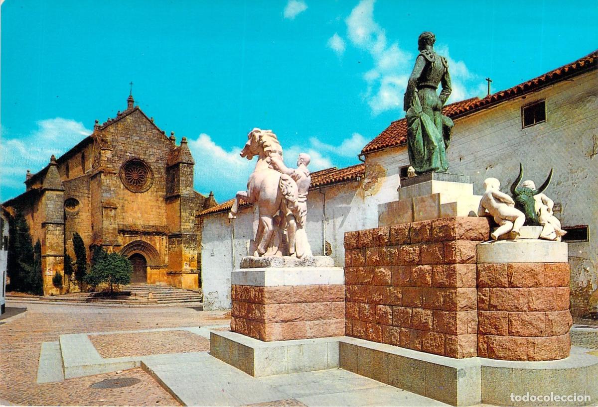 Postales: Postal del Monumento a Manolete frente a Santa Marina en C&oacute;rdoba