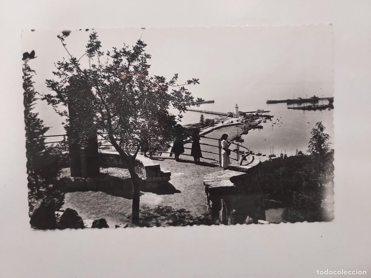 Postales: POSTAL MALAGA VISTA PUERTO DESDE GIBRALFARO. A&Ntilde;OS 1950. ESCRITA. FOTO CORTES DOLORES DE O&Ntilde;A