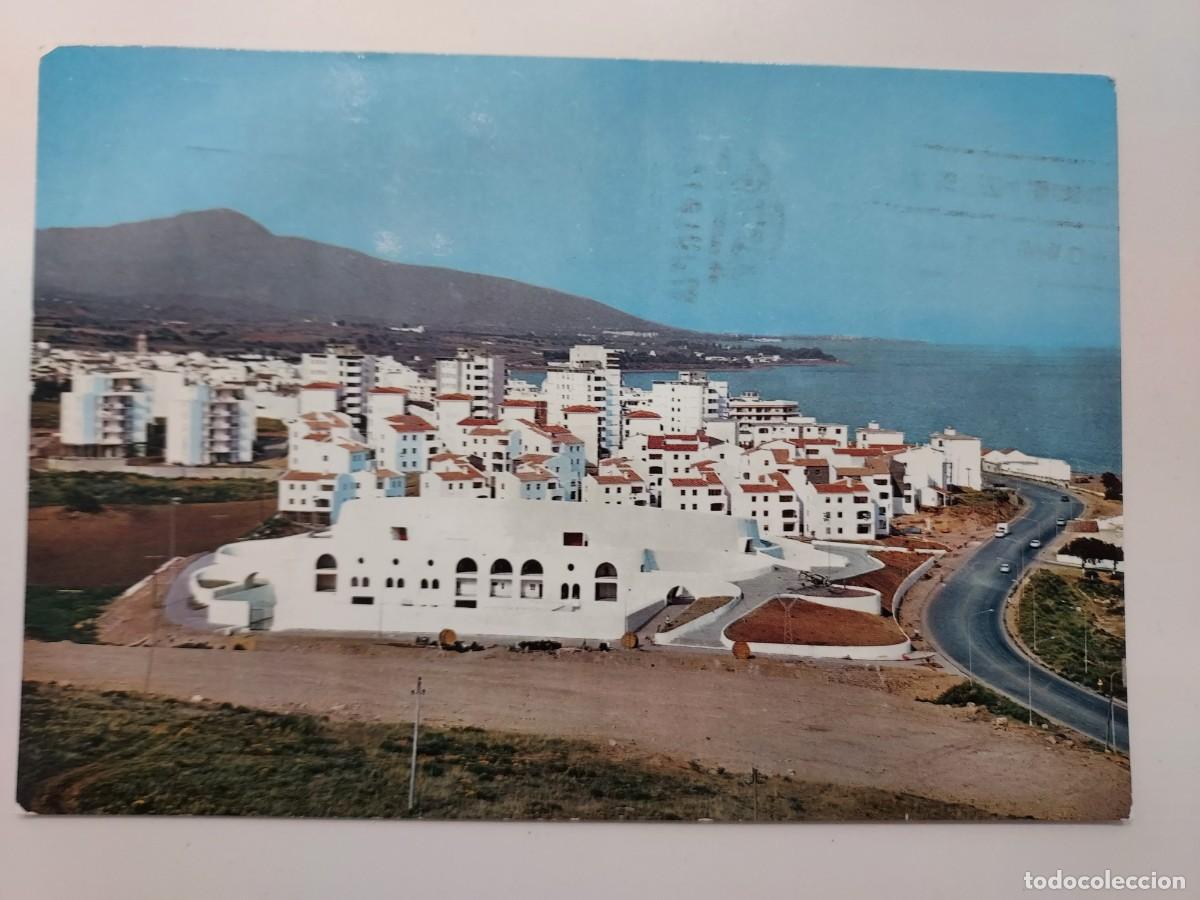 Postales: POSTAL ESTEPONA PLAZA DE TOROS Y VISTA PARCIAL. 1972. CIRCULADA. M&Aacute;LAGA