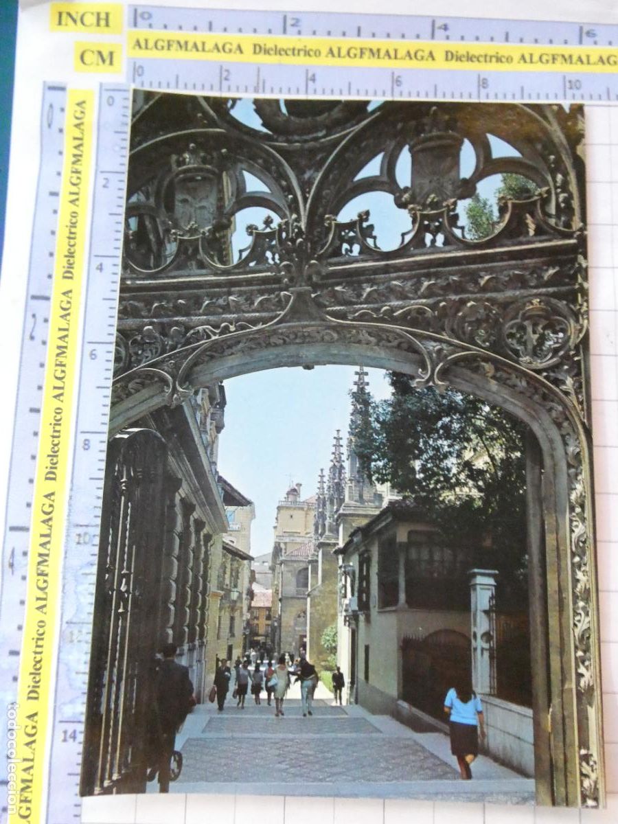 Postales: POSTAL DE GRANADA. A&Ntilde;O 1968. CALLE DE LOS OFICIOS EXTERIORES CAPILLA REAL 412 ZERKOWITZ. 2546