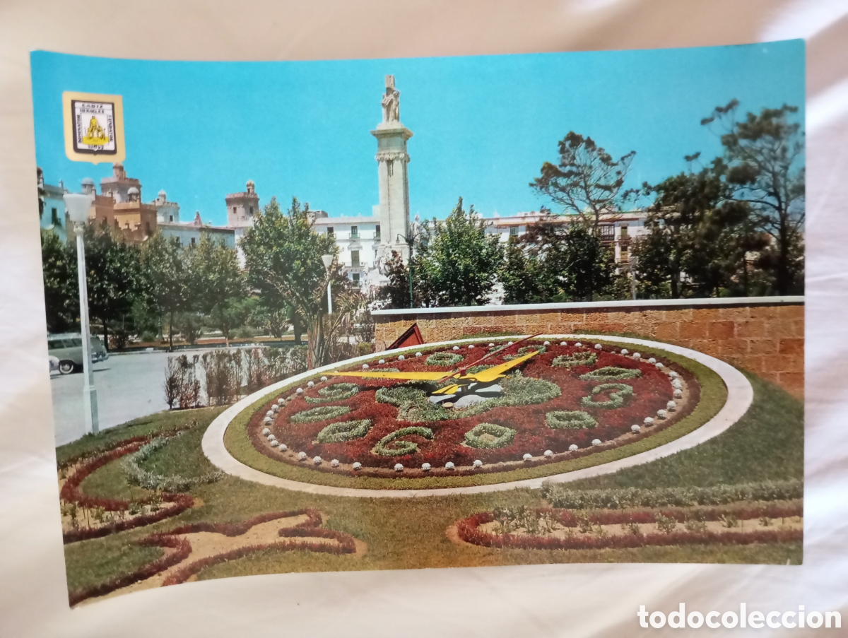 Postales: Postal grande C&aacute;diz reloj de flores y monumento a las Cortes 21x15 cms edita Subirat