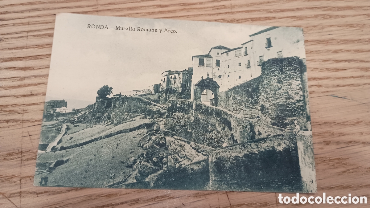 Postales: RONDA (M&Aacute;LAGA) - MURALLA ROMANA Y ARCO - EDICI&Oacute;N BAZAR LA ALIANZA