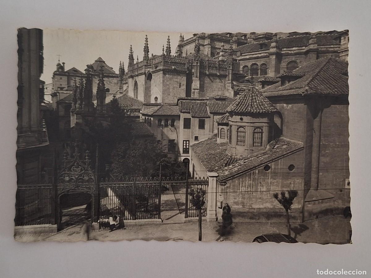 Postales: ANTIGUA POSTAL GRANADA CATEDRAL Y CAPILLA REAL EXTERIORES RV 3048