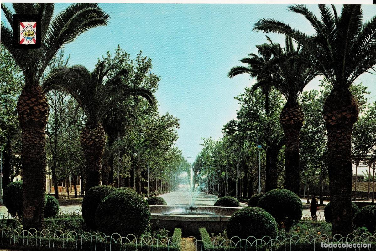 Postales: POSTAL MODERNA DE JAEN. LINARES. GLORIETA DE AMERICA Y PASEO DE LA VIRGEN DE LINAREJOS. P-ANJ-140