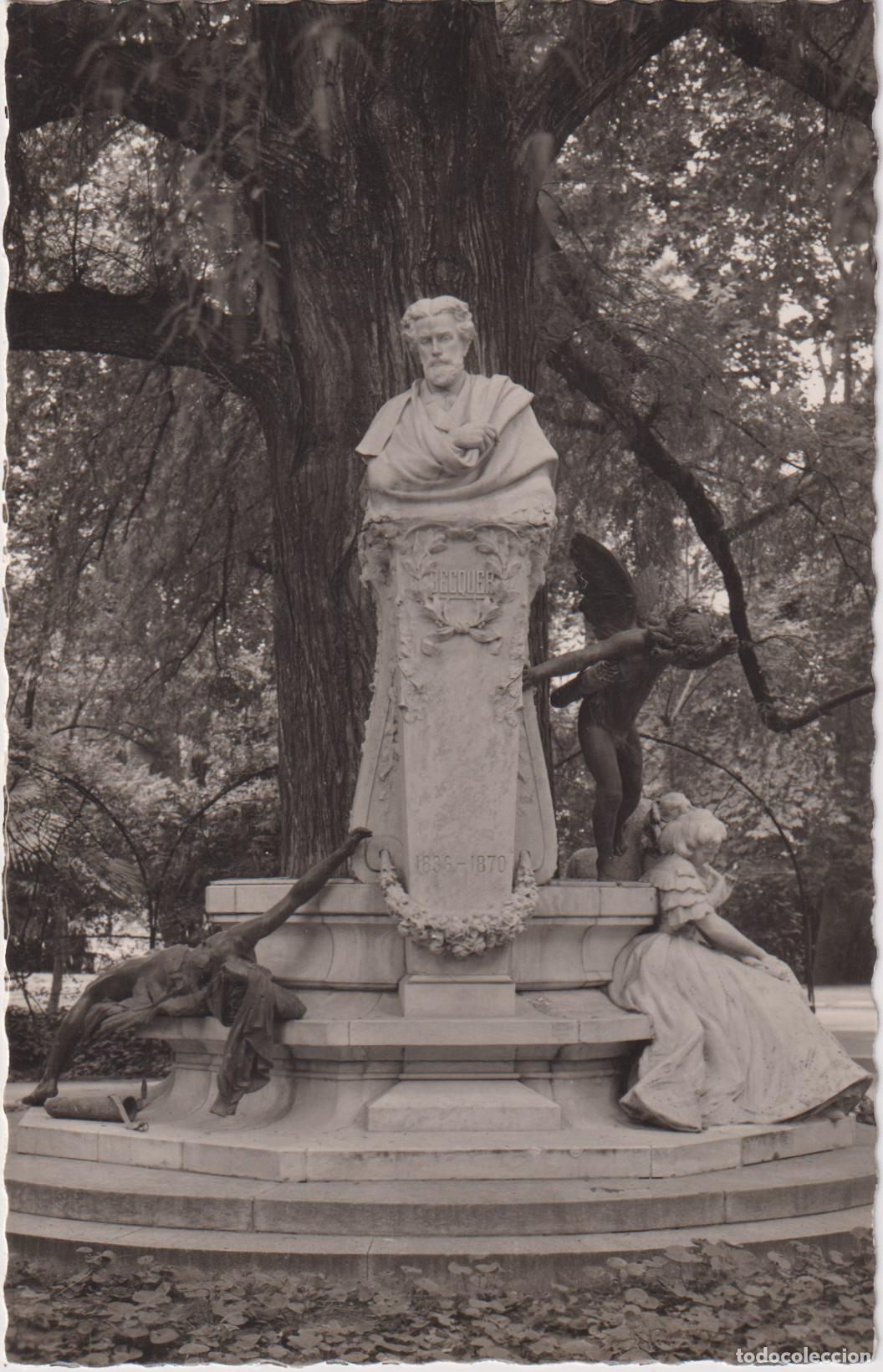 Postcards: SEVILLA, PARQUE DE MARIA LUISA, MONUMENTOA B&Eacute;CQUET - ED.GARCIA GARRABELLA 73 - S/C