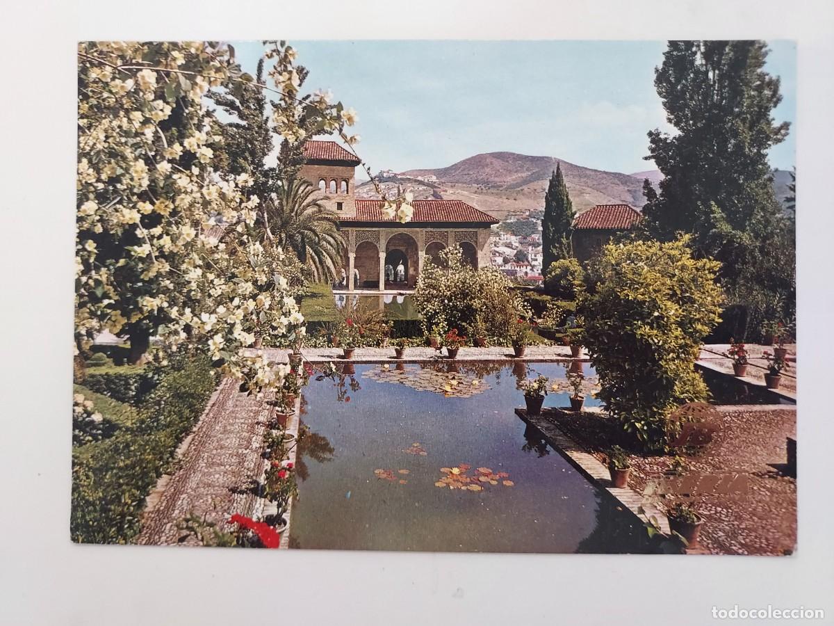 Postales: POSTAL GRANADA ALHAMBRA JARDINES PARTAL. PUBLICIDAD IBERIA LINEAS AEREAS. 1973. SIN CIRCULAR