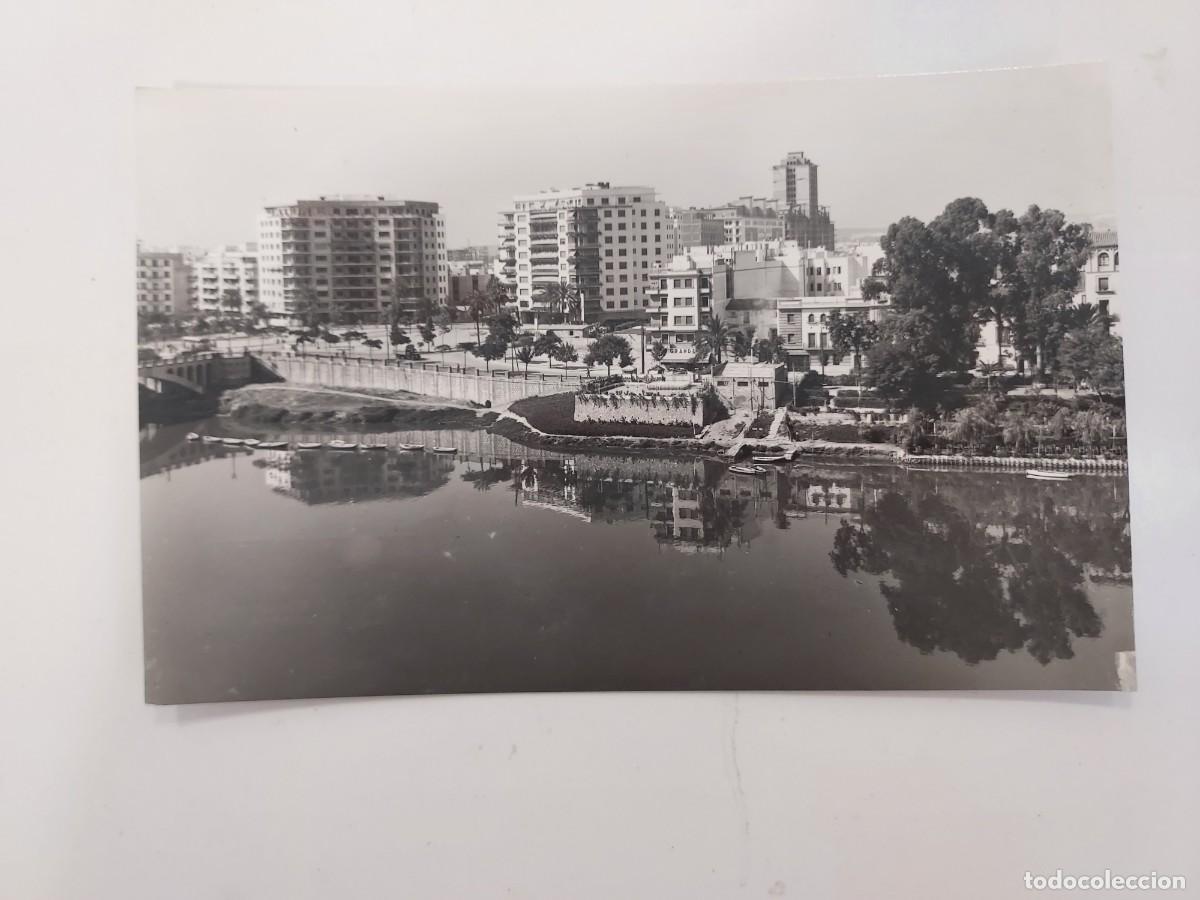 Postales: POSTAL SEVILLA RIO GUADALQUIVIR Y LOS REMEDIOS. A&Ntilde;OS 1940 1950. ESCRITA. DELFLOR