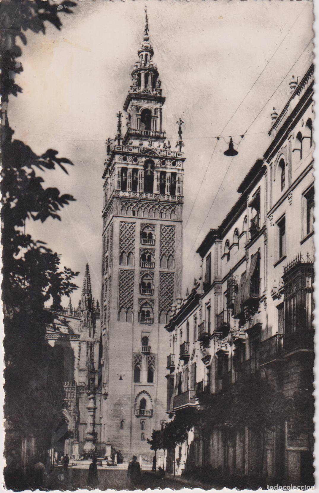 Postales: SEVILLA, LA GIRALDA DESDE LA CALLE DE MATEO GAGO &ndash; HELIOTIPIA ARTISTICA ESPA&Ntilde;OLA 27 &ndash; CIRCULADA 1955