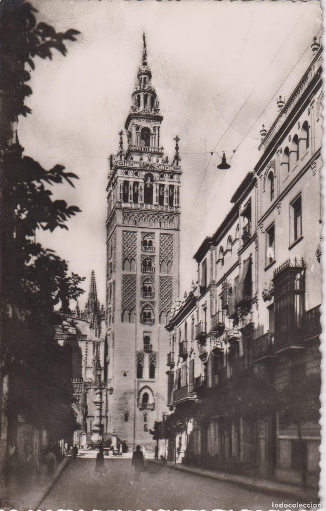 Postales: SEVILLA, LA GIRALDA DESDE LA CALLE DE MATEO GAGO - ABELARDO LINARES N&ordm;27 - CIRCULADA 1955
