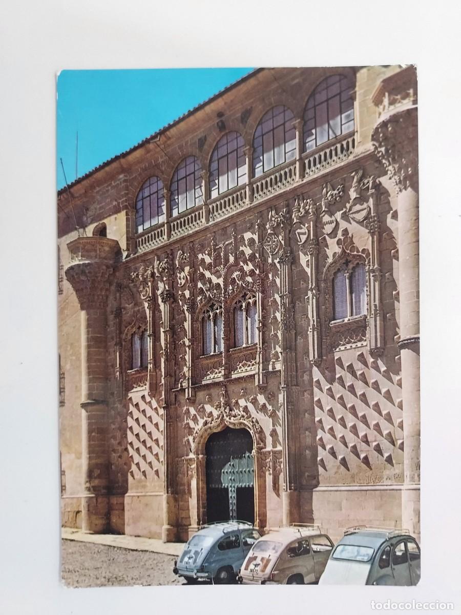 Postales: POSTAL BAEZA SEMINARIO. 1968. SIN CIRCULAR. ARRIBAS 2005. SEAT 600 CITROEN 2CV. JAEN