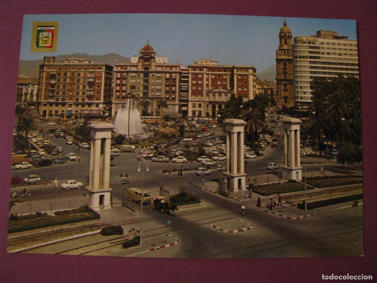 Postales: POSTAL DE MALAGA. ENTRADA AL PUERTO Y PLAZA DE LA MARINA. DOMINGUEZ 13. CIRCULADA