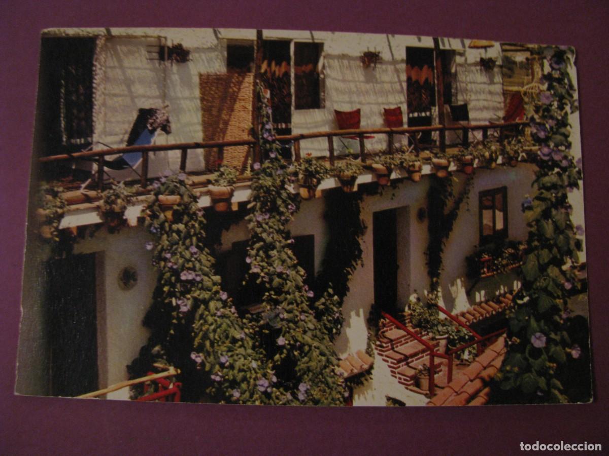 Postales: POSTAL DE TORREMOLINOS. APARTAMENTOS PLAYA MONTEMAR. VISTA DE UN PATIO. FOURNIER 1961