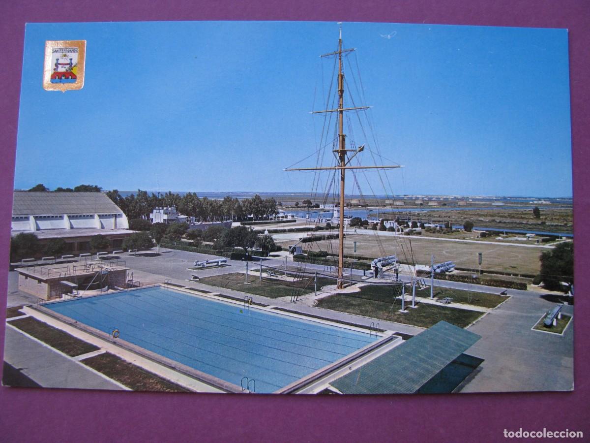 Postales: POSTAL DE SAN FERNANDO. PISCINA Y CAMPO DE DEPORTES DEL CUARTEL DE INSTRUCCION DE MARINERIA.