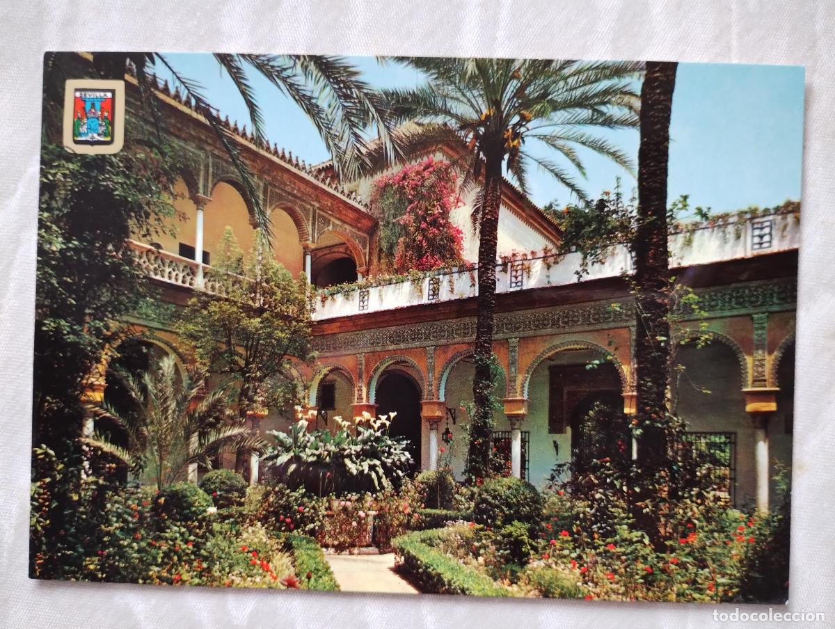 Postales: 106, &rdquo;Patio principal del Palacio de las Due&ntilde;as&rdquo;,