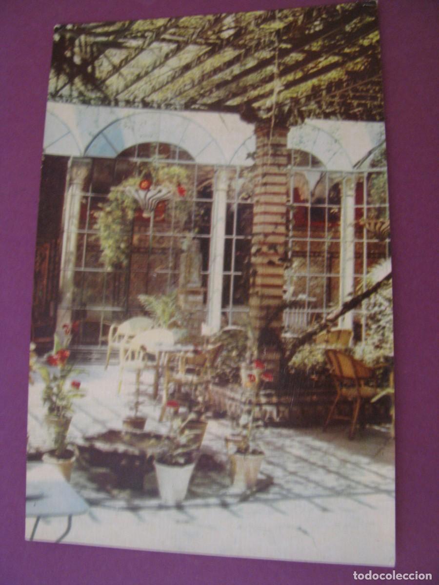 Postales: POSTAL DE SEVILLA. HOTEL MADRID. PATIO. RIEUSSET S. A. HOTELES HUSA.