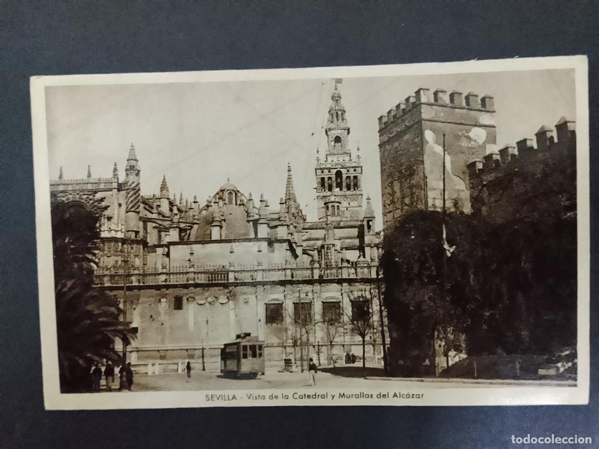Postales: Postal de Sevilla. Vista de la Catedral y Murallas del Alc&aacute;zar