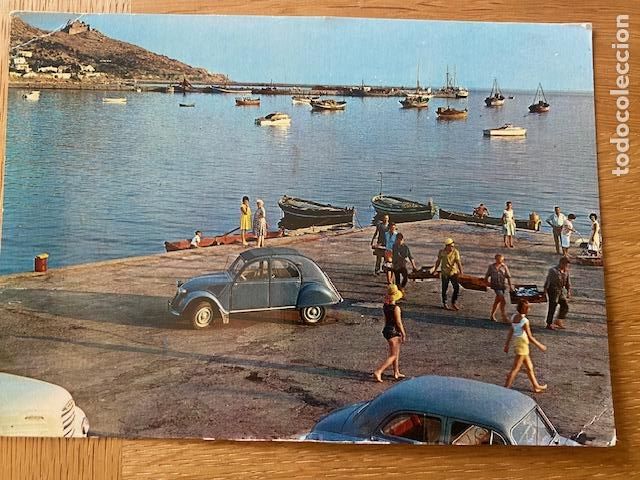 Postales: Rosas. N&ordm; 2011. Vista parcial del Puerto. Ed. Arribas. Circulada1963