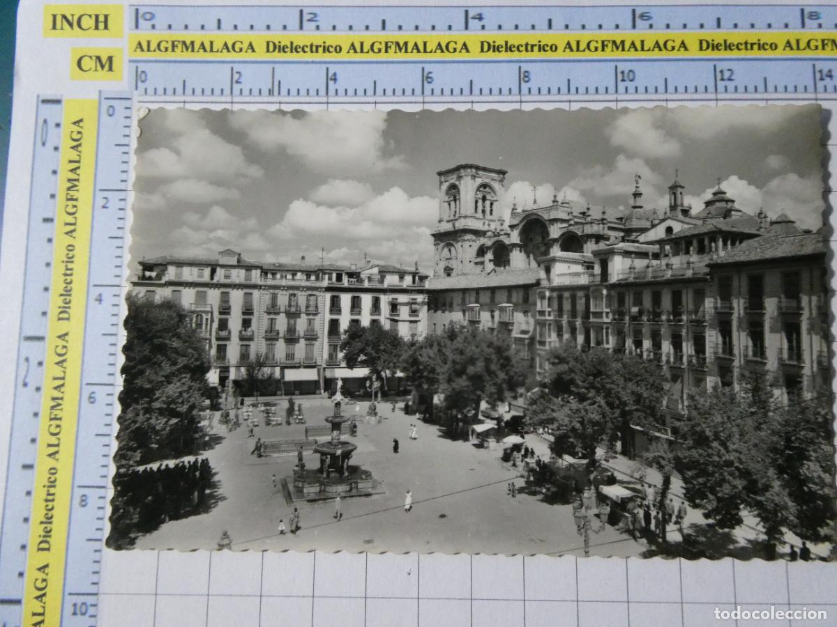 Postales: POSTAL DE GRANADA. A&Ntilde;OS 30 50. PLAZA DE BIB RAMBLA Y CATEDRAL 386 ARRIBAS. 978